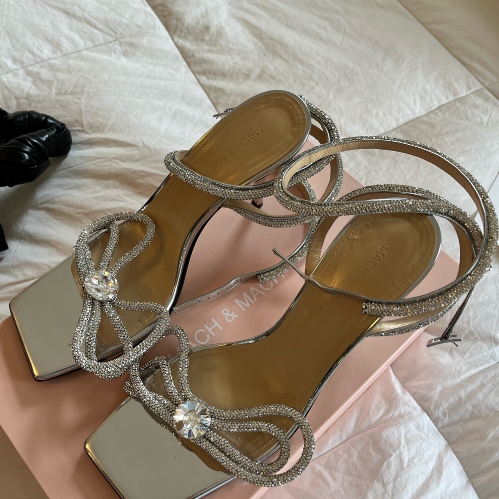 Mach and Mach silver leather bow square toe sandals